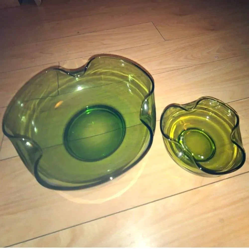1970's Groovy Avocado Green Glass Chip & Dip‎ Scalloped Bowl Set Anchor Hocking